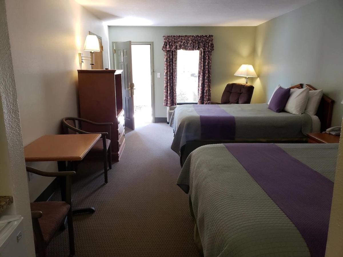 Hot Springs Village Inn المظهر الخارجي الصورة